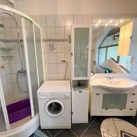 In 42070 Apartman Jadranovo